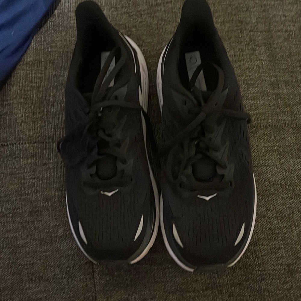 Hoka Clifton 8 womens 8.5